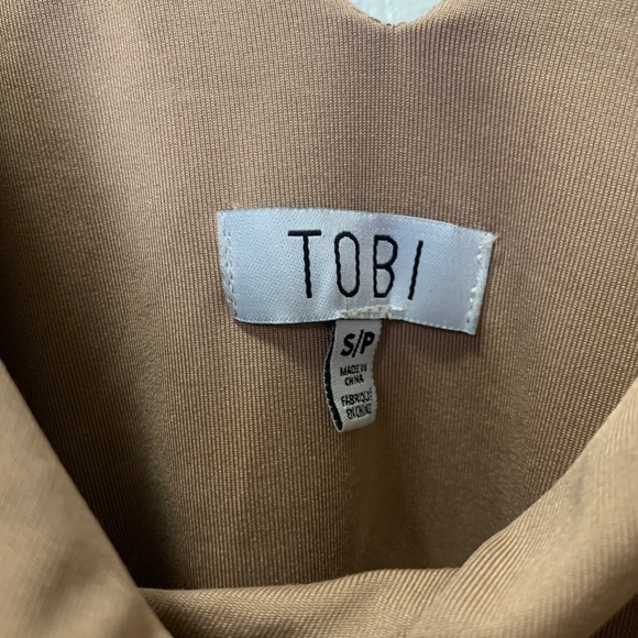 Tobi Thrill Seeker Taupe Bodycon Dress 2/$20 ✨ - Picture 3 of 5